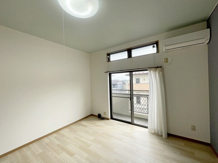 物件内観写真18　(居室)