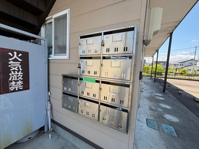 物件外観写真4　(建物設備)