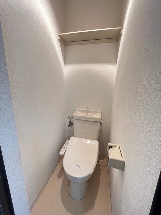 物件内観写真12　(トイレ)