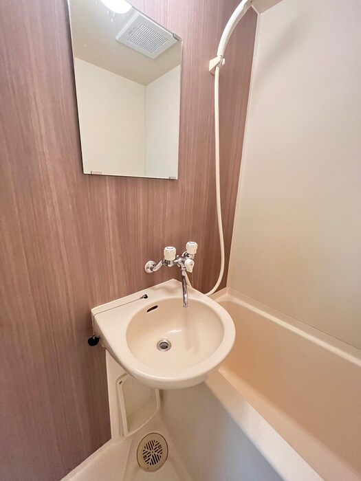 物件内観写真18　(洗面)