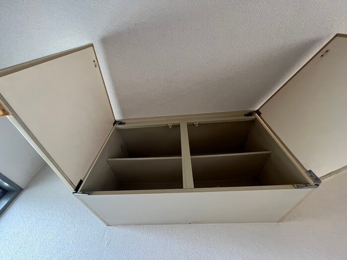 物件内観写真10　(収納)