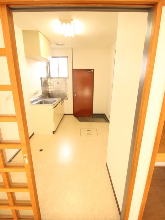 物件内観写真14　(廊下)