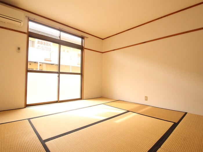 物件内観写真17　(居室)