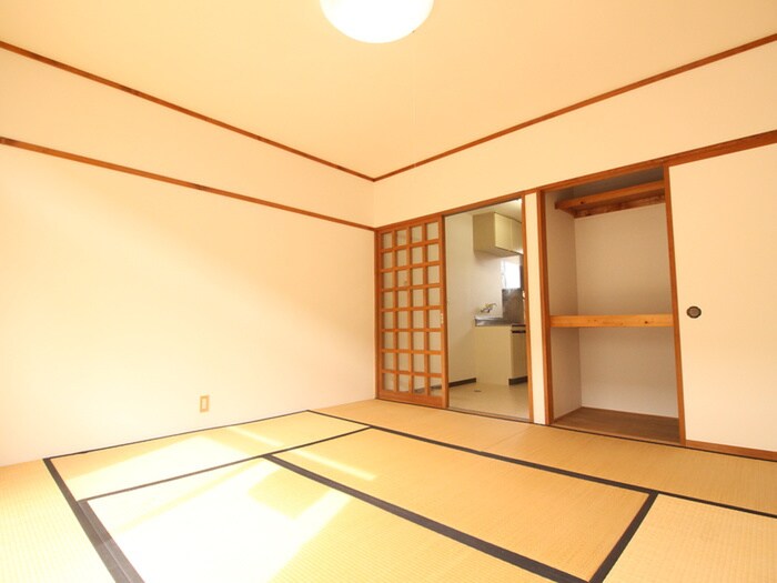 物件内観写真18　(居室)