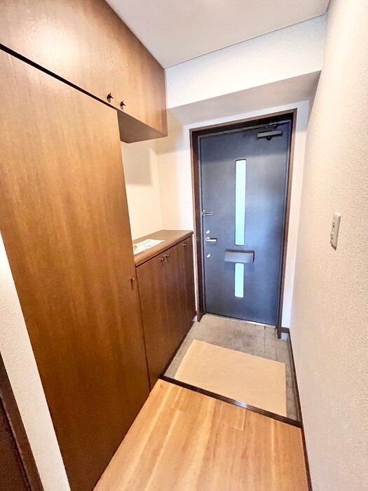 物件内観写真18　(玄関)