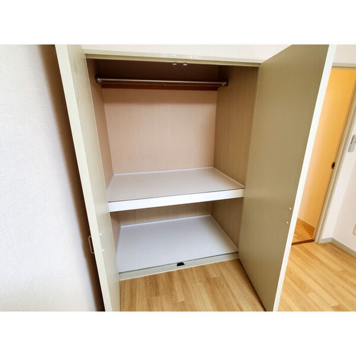 物件内観写真9　(収納)