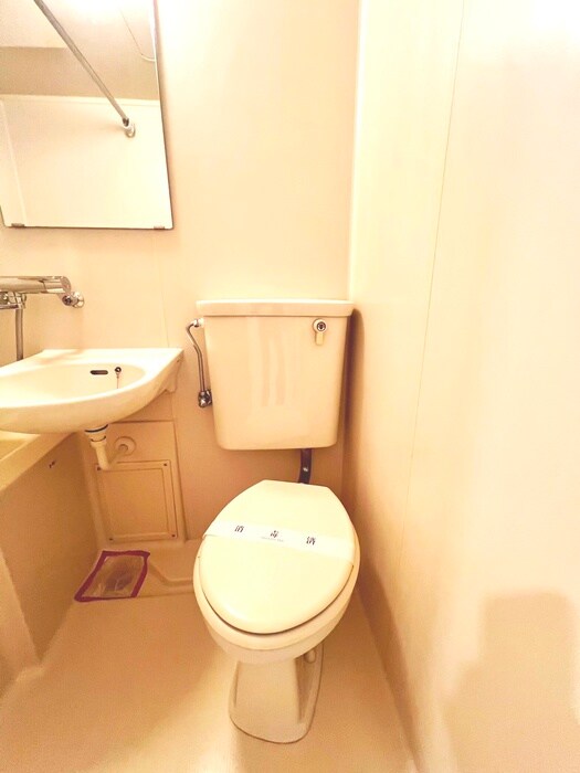 物件内観写真13　(トイレ)