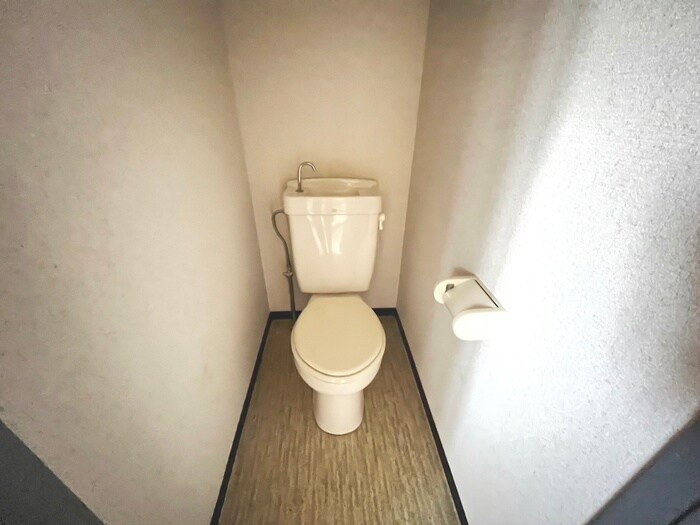 物件内観写真13　(トイレ)