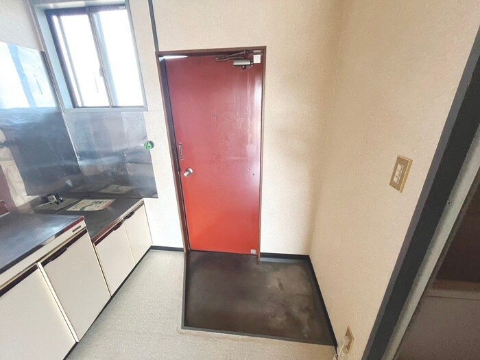 物件内観写真22　(玄関)