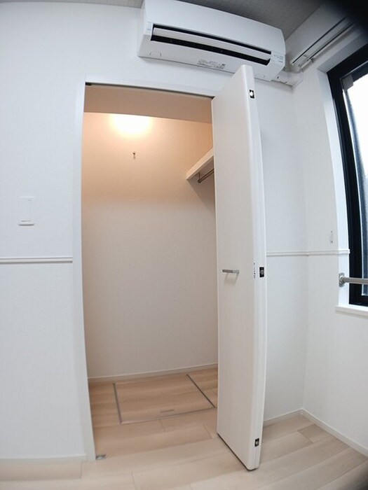 物件内観写真9　(収納)