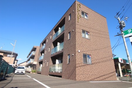 プランドール・アントレ外観写真