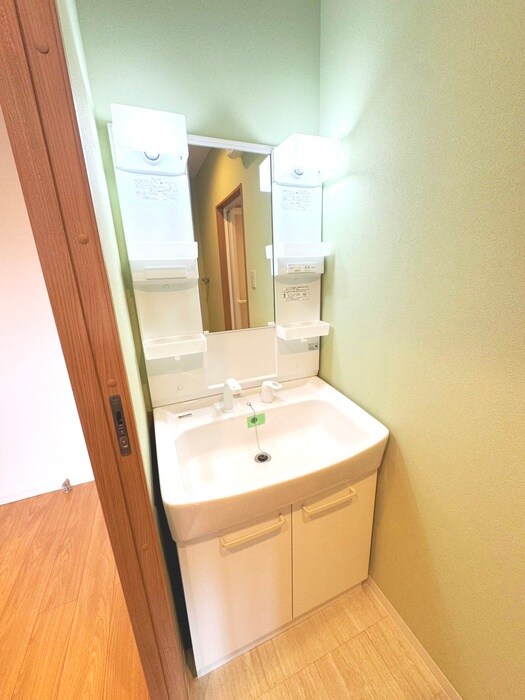 物件内観写真11　(洗面)