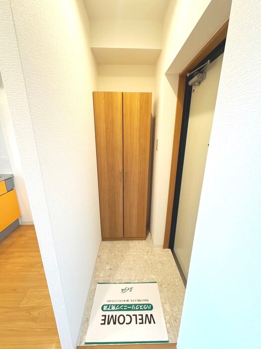 物件内観写真14　(玄関)