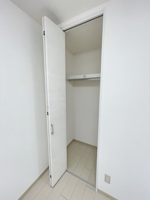 物件内観写真16　(収納)