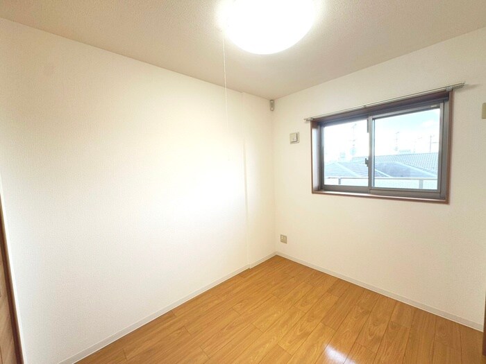 物件内観写真17　(居室)