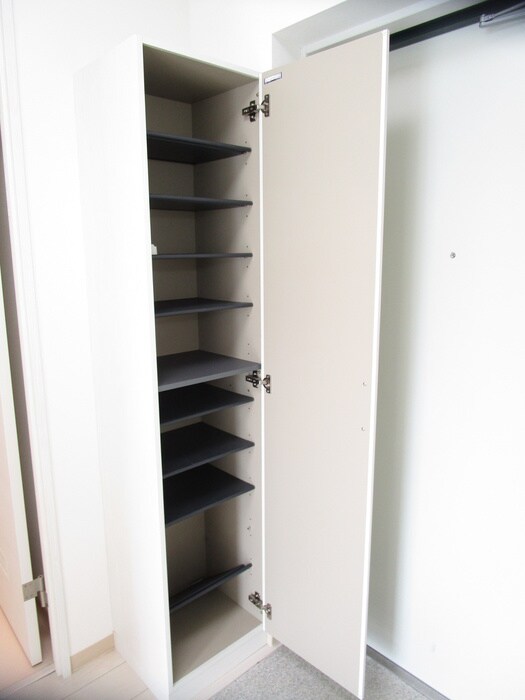 物件内観写真18　(靴箱)