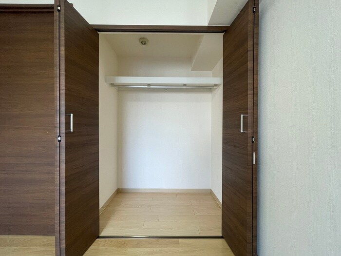 物件内観写真10　(収納)