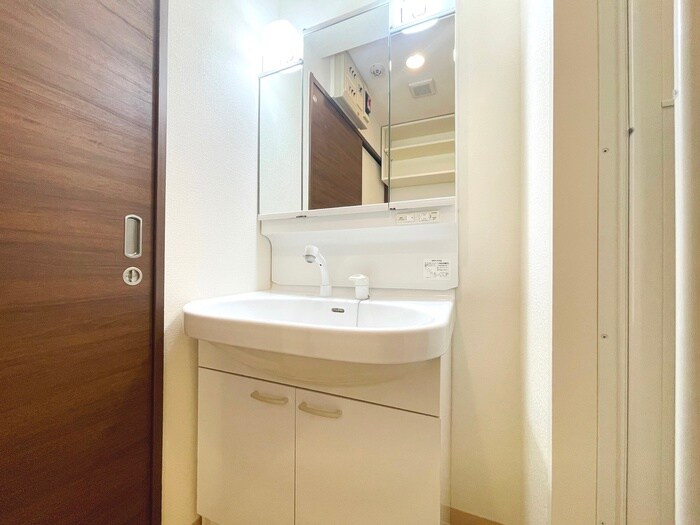 物件内観写真13　(洗面)