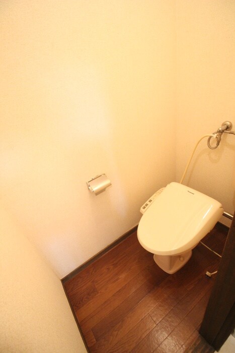 物件内観写真14　(トイレ)