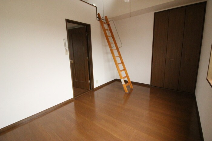 物件内観写真8　(居室)