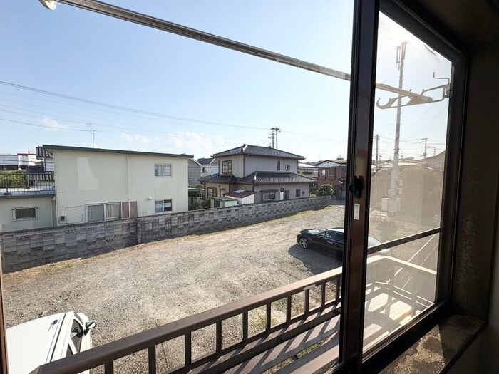 物件内観写真21　(室内からの展望)