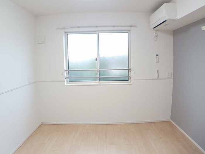 物件内観写真5　(居室)