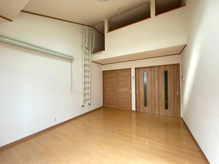 物件内観写真8　(居室)