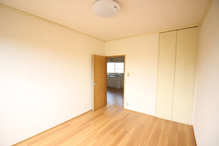 物件内観写真7　(居室)