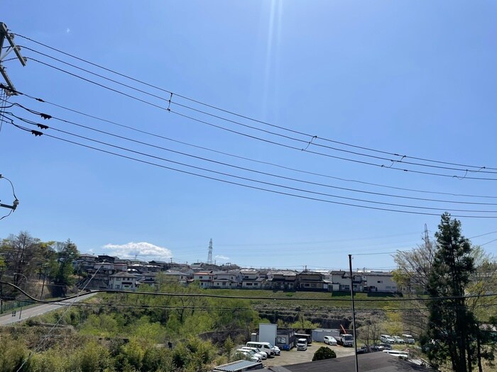 物件内観写真16　(室内からの展望)