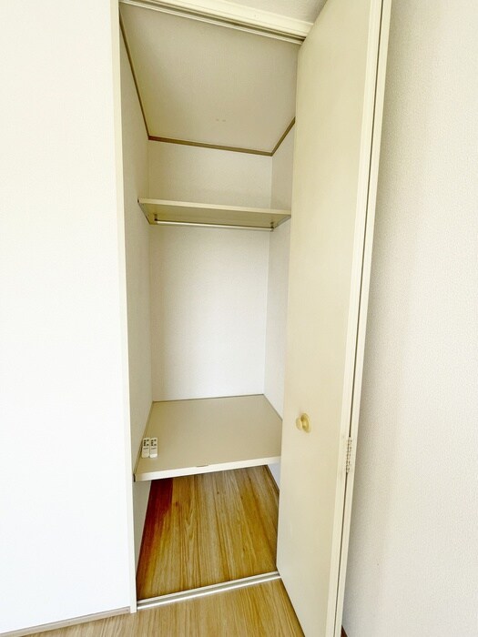 物件内観写真21　(収納)