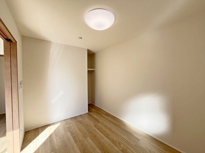 物件内観写真17　(居室)