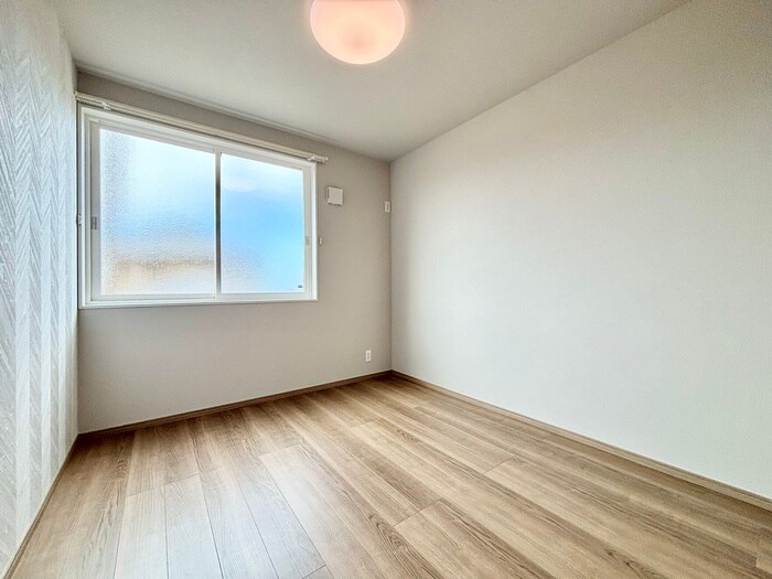 物件内観写真9　(居室)