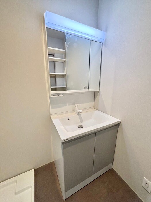 物件内観写真13　(洗面)