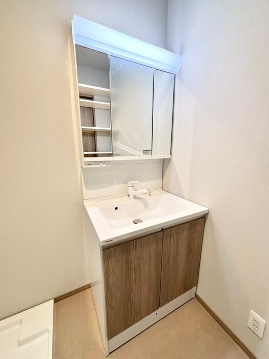 物件内観写真13　(洗面)