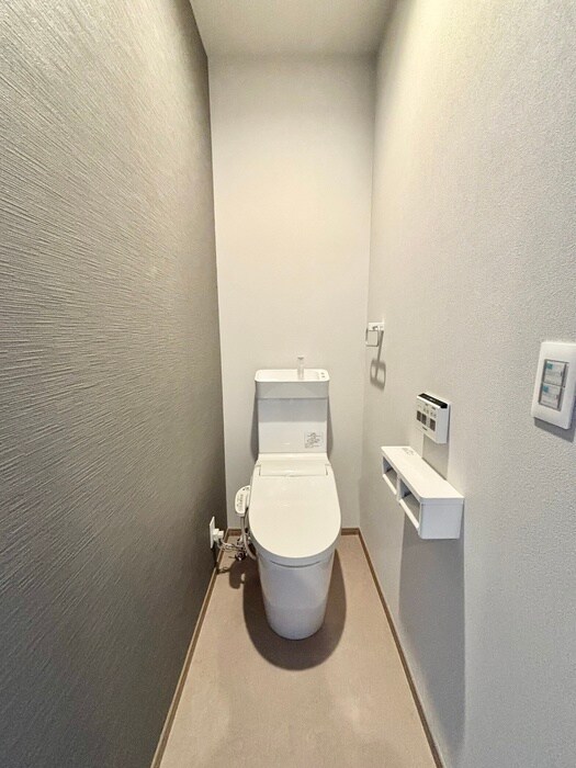 物件内観写真15　(トイレ)