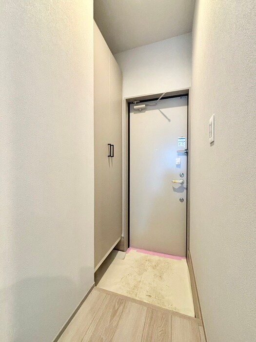 物件内観写真18　(玄関)