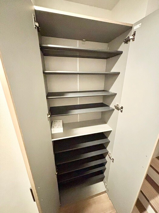物件内観写真19　(靴箱)