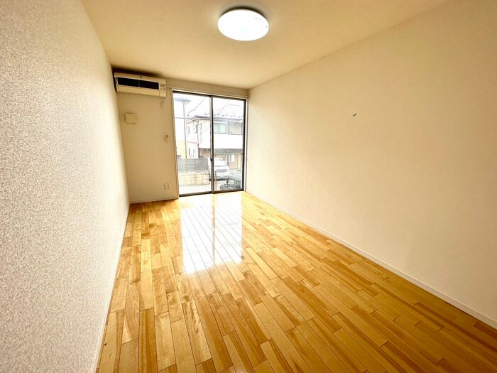 物件内観写真9　(居室)