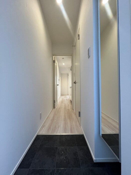 物件内観写真15　(玄関)