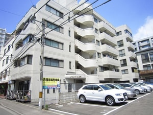メゾンドール大町外観写真