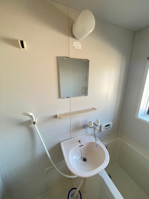 物件内観写真11　(洗面)