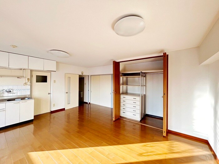 物件内観写真8　(居室)