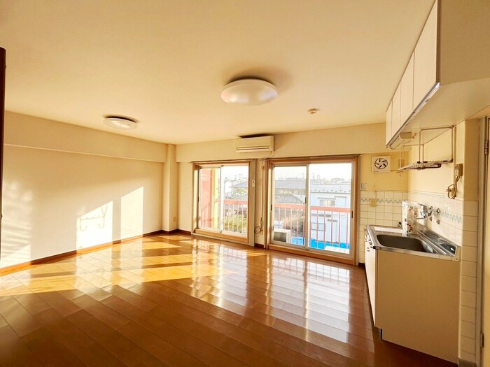 物件内観写真10　(居室)