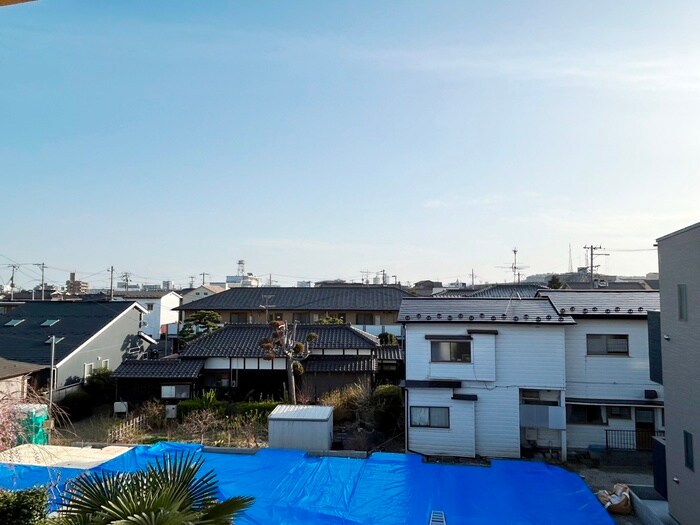 物件内観写真22　(室内からの展望)