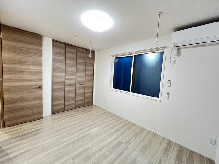 物件内観写真5　(居室)