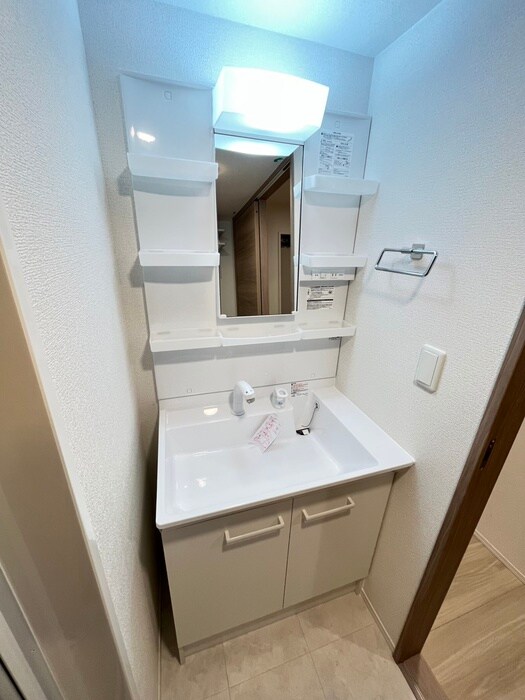 物件内観写真10　(洗面)