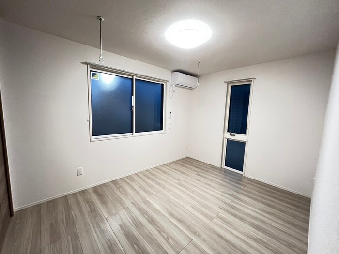 物件内観写真15　(居室)