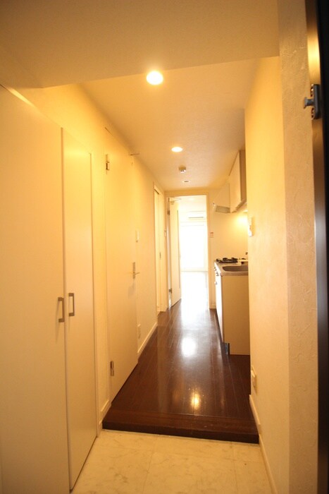 物件内観写真22　(玄関)