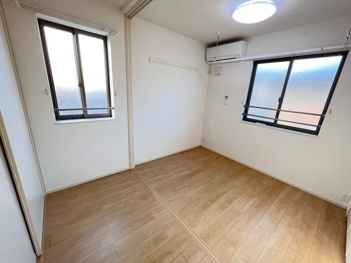 物件内観写真8　(居室)