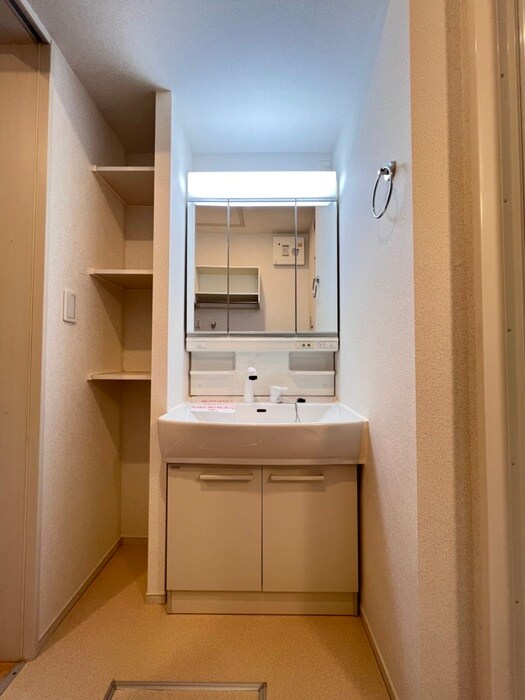 物件内観写真14　(洗面)